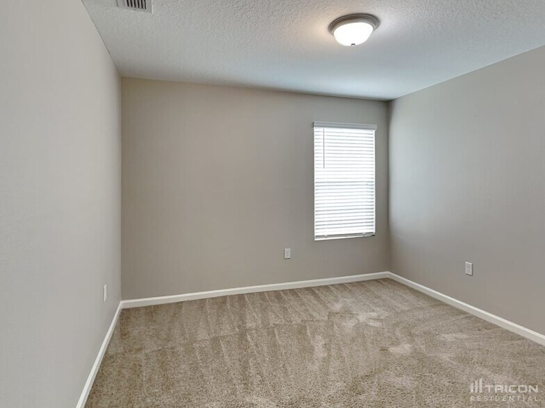Building Photo - 11357 John Rutledge Pl