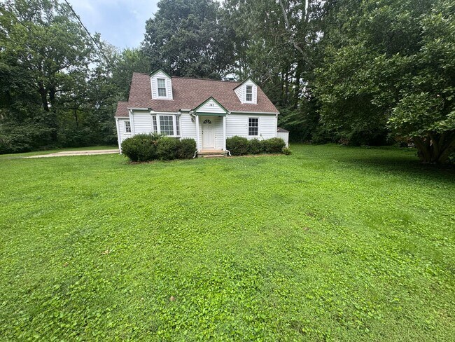 Building Photo - 143 Barrett Heights Rd