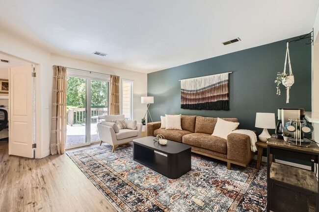 Building Photo - 2962 Shadow Creek Dr