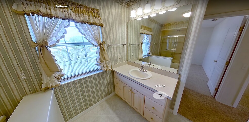 2nd full bathroom - 4895 County Road 134B