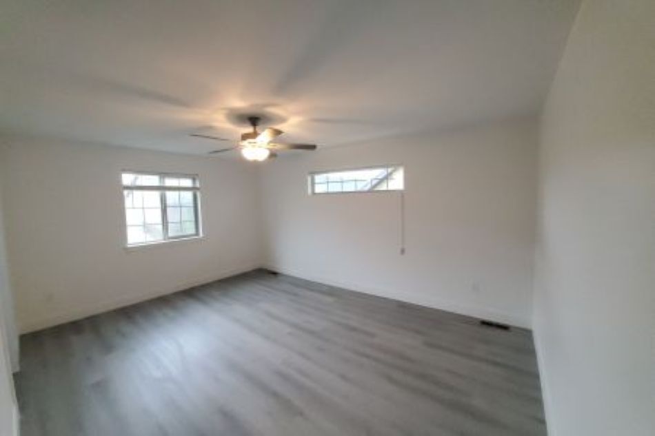 Building Photo - 5727 Bear Track Trl