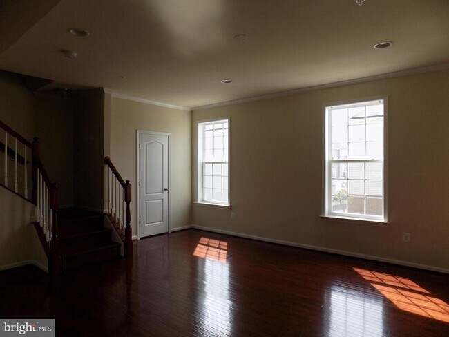 Building Photo - 2808 Shearwater Ln