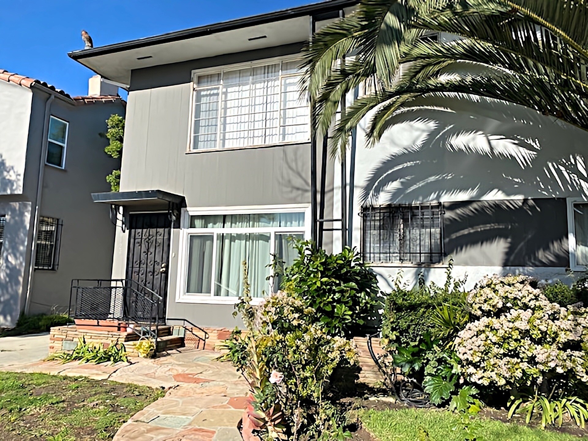 Building Photo - 6125 Cashio St