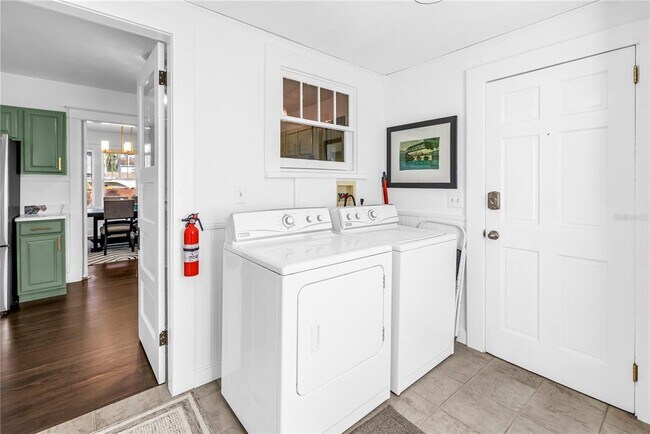 Building Photo - 2320 5th St N