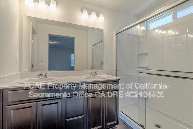 Building Photo - 3192 Mabry Dr