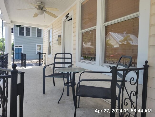 Building Photo - 2225 E 10th Ave