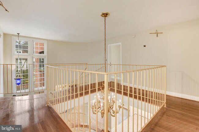 Building Photo - 7320 Bradley Blvd