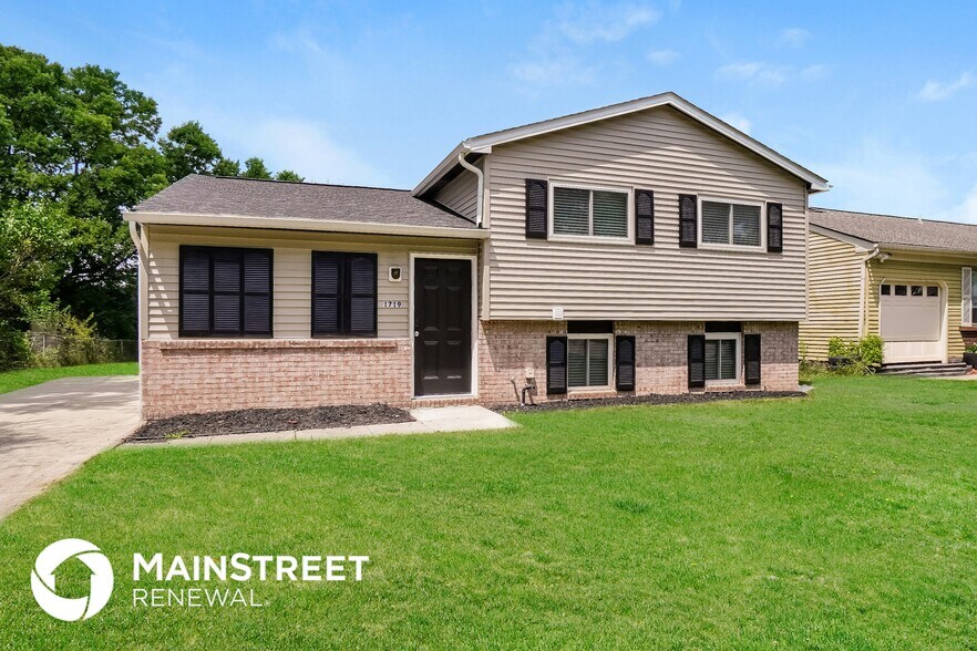 Building Photo - 1719 Ringfield Dr