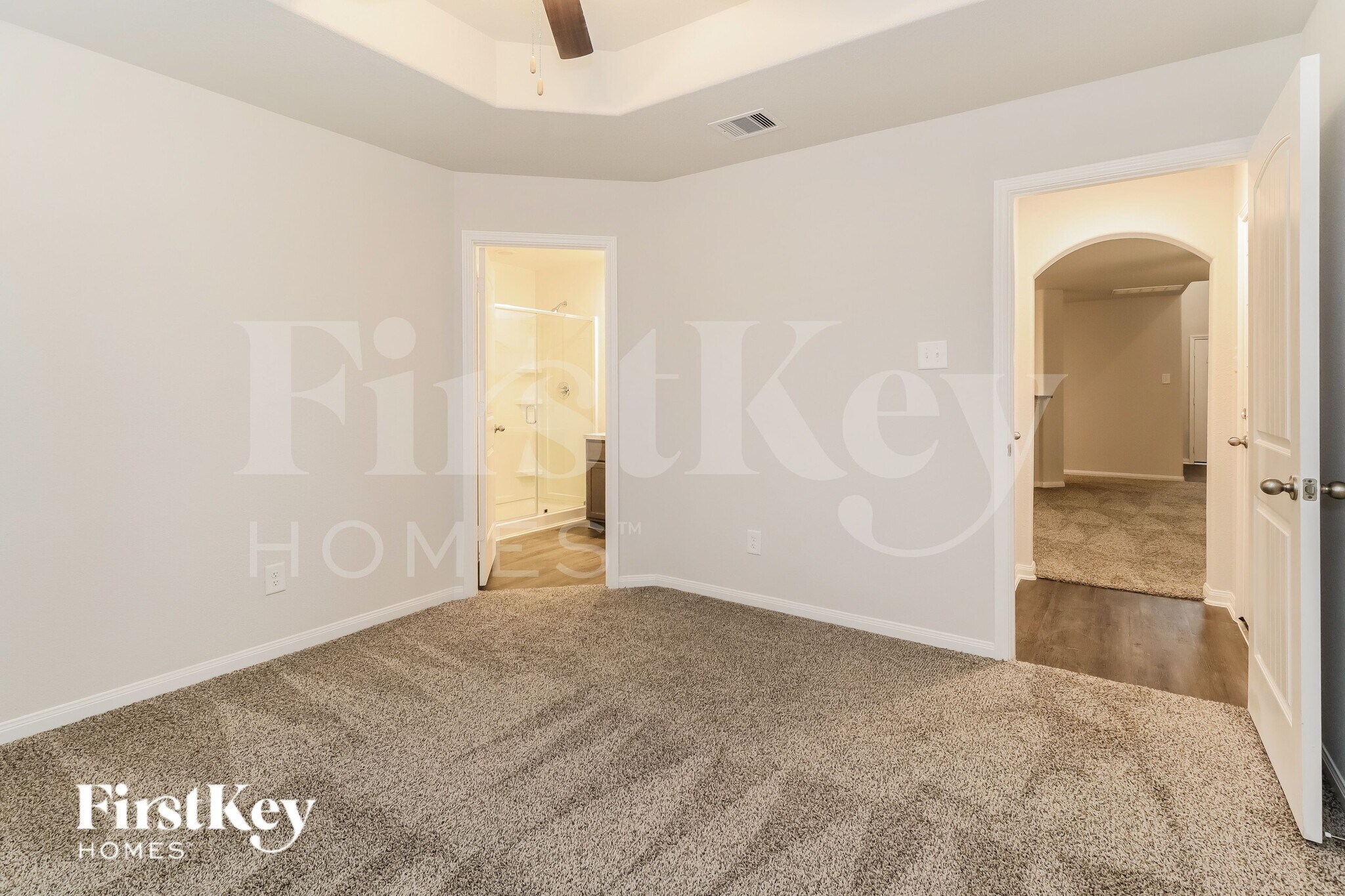 Building Photo - 25617 Roy Rogers Rd