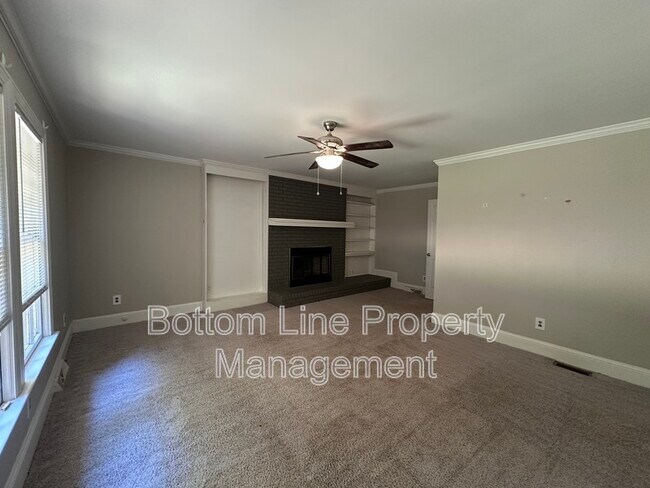 Building Photo - 1578 Trailwood Dr