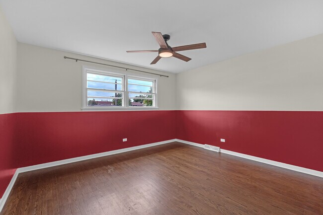 Building Photo - 17700 71st Ave