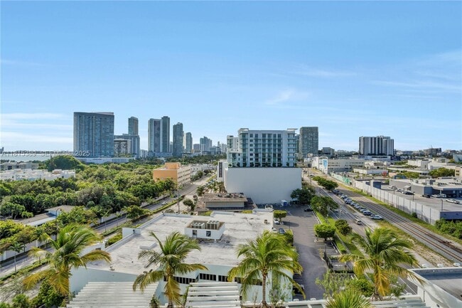 Building Photo - 4250 Biscayne Blvd
