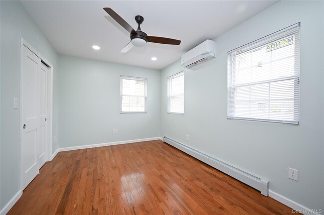 Building Photo - 198-19 118th Ave