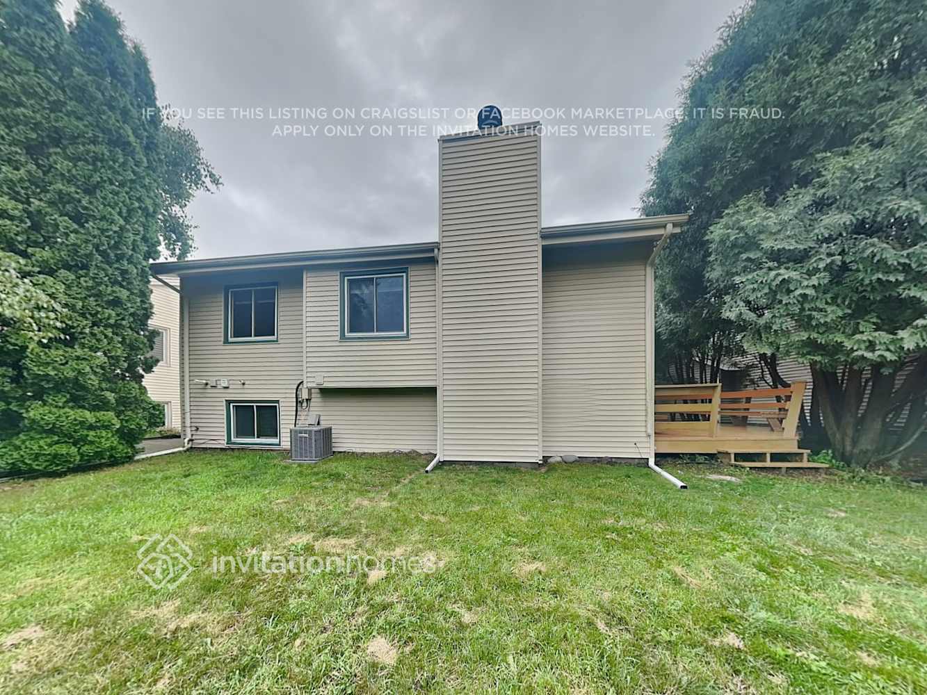 Building Photo - 5565 Knoll Dr