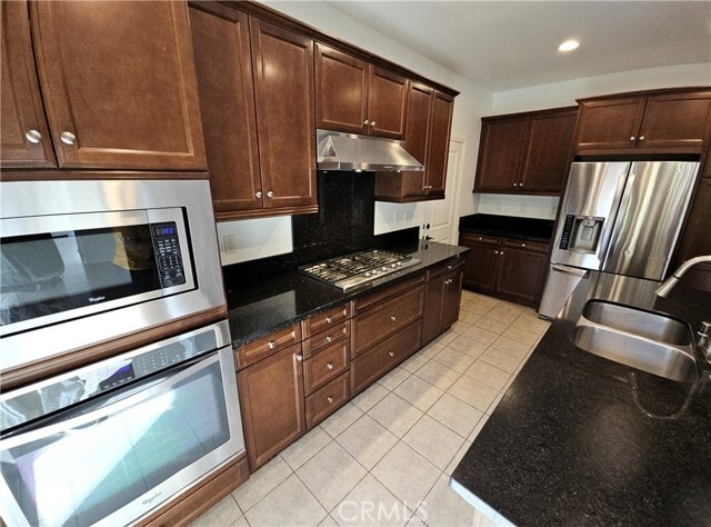 Building Photo - 65 Sacred Path