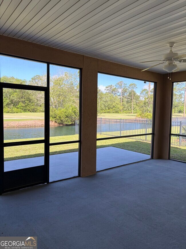 Building Photo - 123 Miller Ct