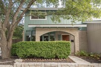 Building Photo - 6425 Westside Dr