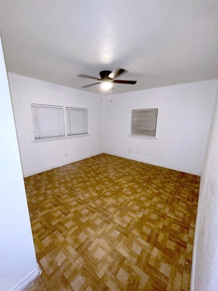 Building Photo - 405 E Bowie St