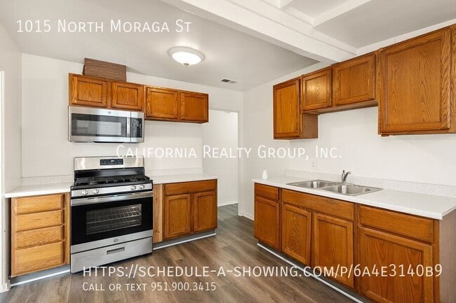 Building Photo - 1015 N Moraga St