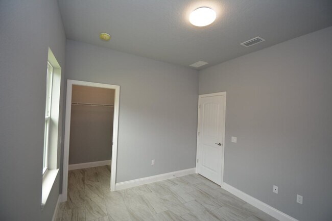 Building Photo - 94 Slumber Meadow Trail