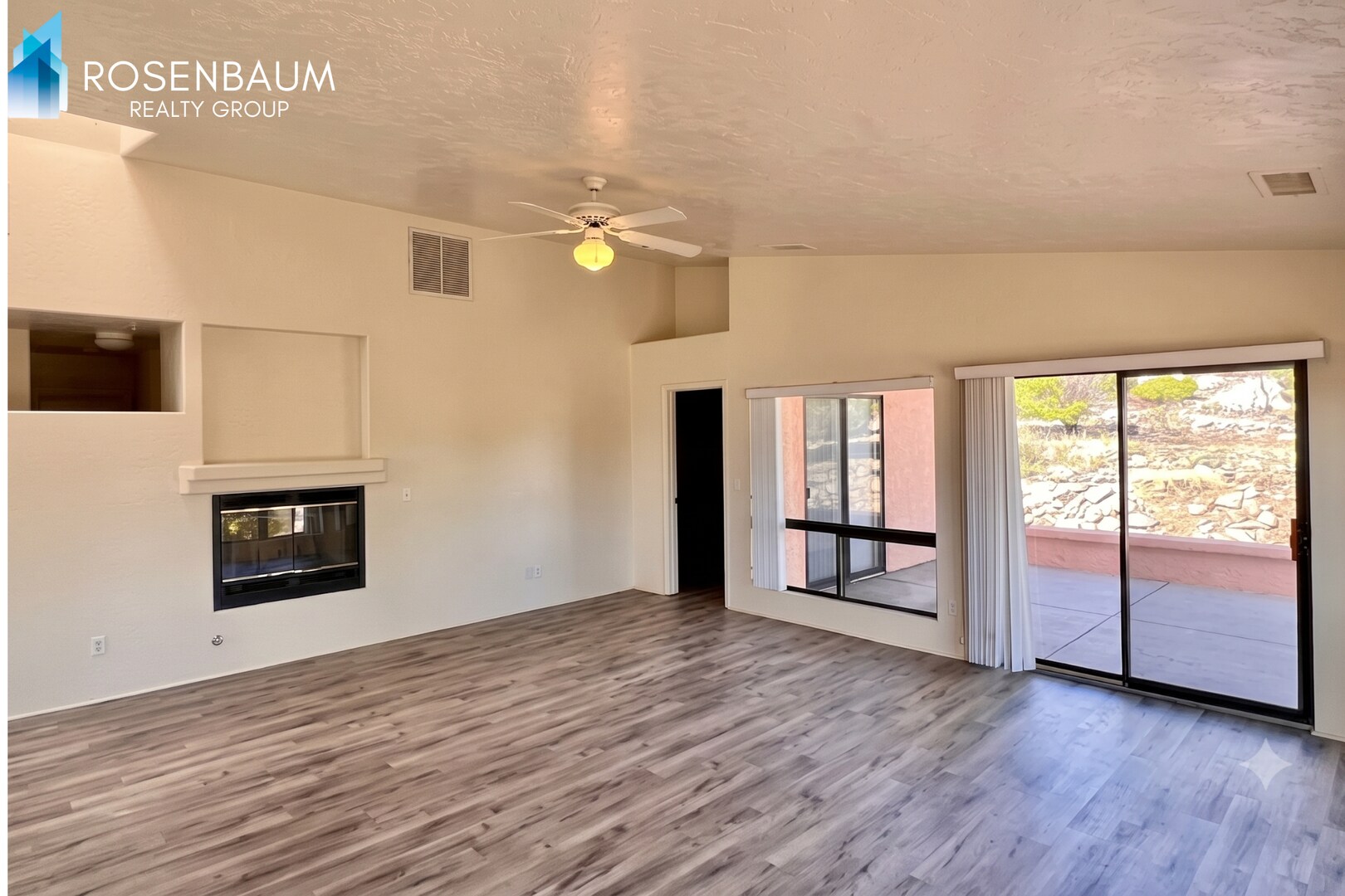 Building Photo - Beautiful 3-bedrooms, 2-baths home in Prescott!