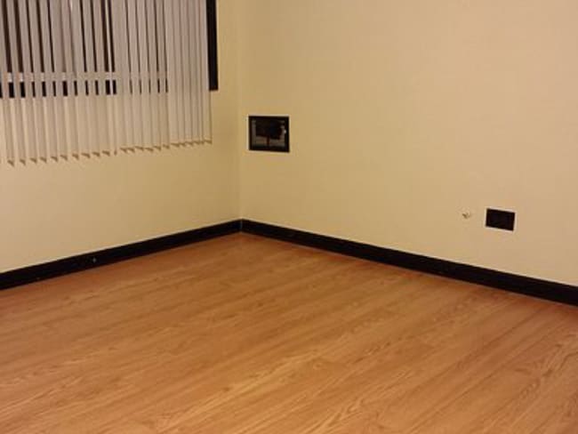 Bedroom #2 (vent area) - 800 N Lakeside Dr, 2B