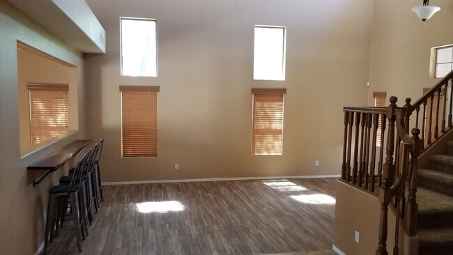 Building Photo - Perfect Entertainer's Dream Home in Anthem