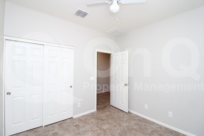 Building Photo - 5217 S 17th St