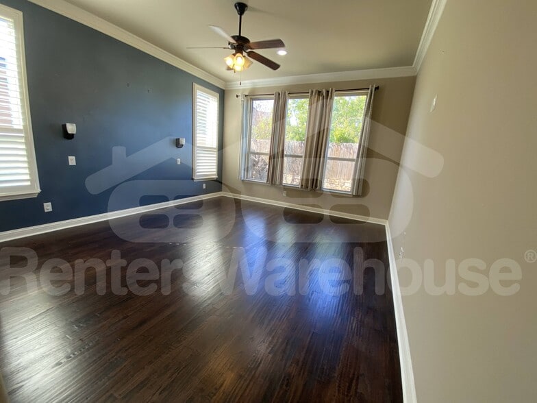 Building Photo - 14282 Carly Ln