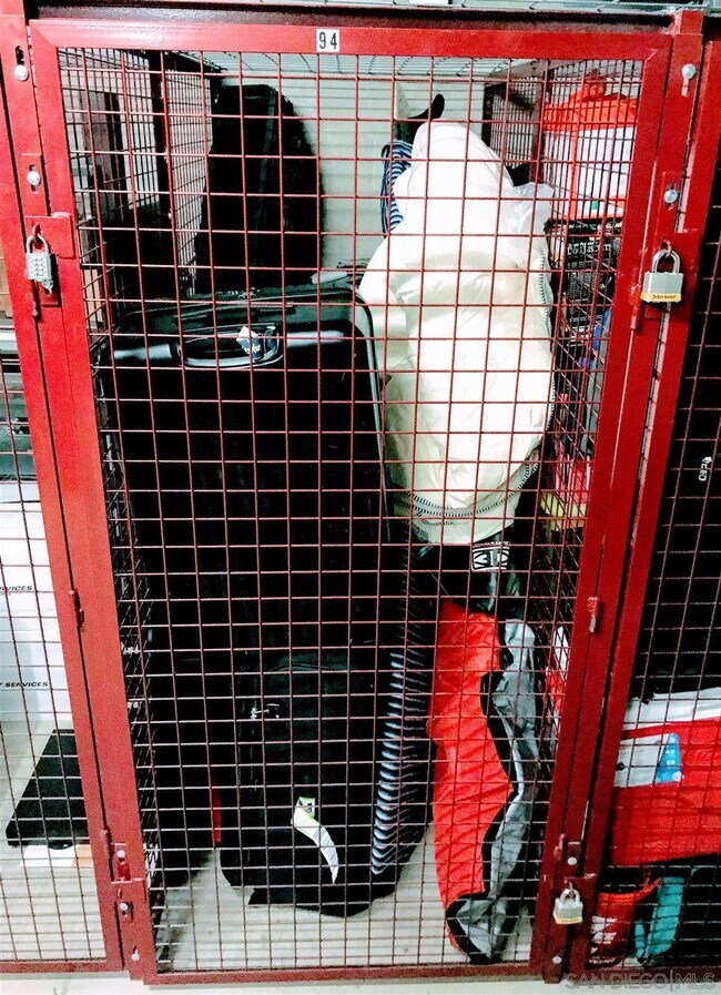 Building Photo - 475 Redwood St