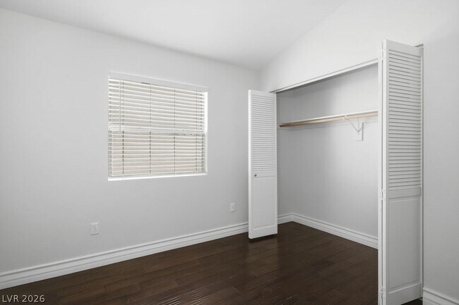 Building Photo - 7987 Lone Jogger