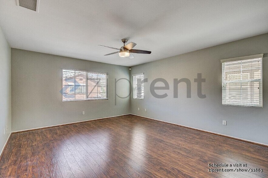 Building Photo - 15739 Approach Ave