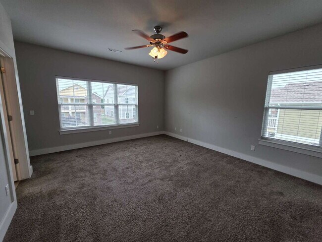 Building Photo - 6521 W Knoll View Way
