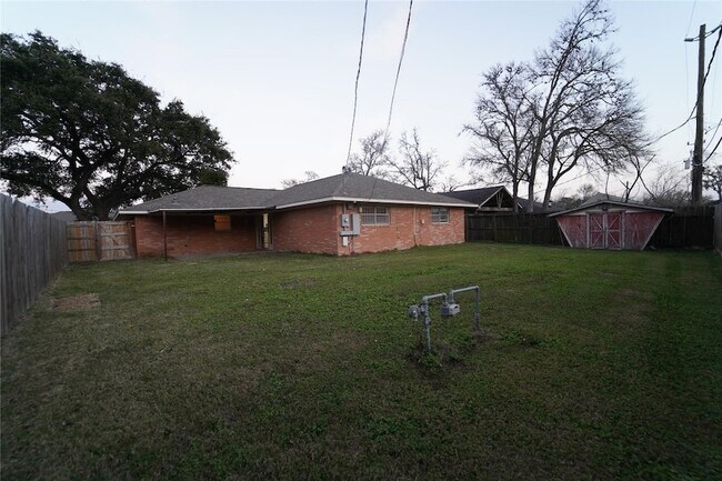 Building Photo - 5110 Michael Dr