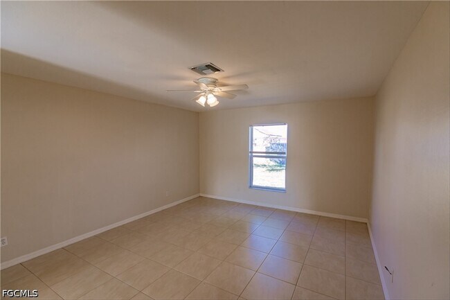 Building Photo - 2809 NW 12th Ln