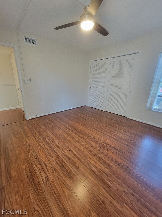 Building Photo - 1372 Archer St