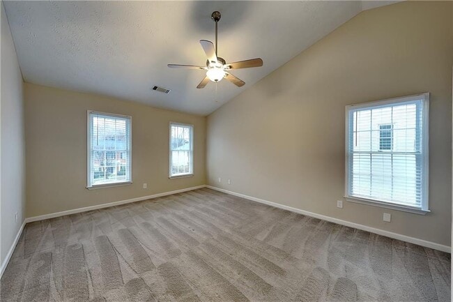 Building Photo - 10010 Feather Sound Ct