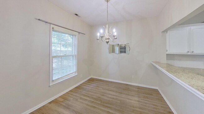 Building Photo - 3200 Selwyn Farms Ln