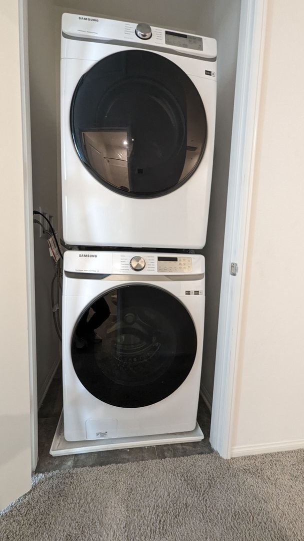 Building Photo - 8150 Spirit St