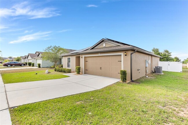 Building Photo - 661 Swallowtail Dr