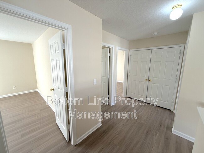 Building Photo - 2041 Sonoma Valley Dr