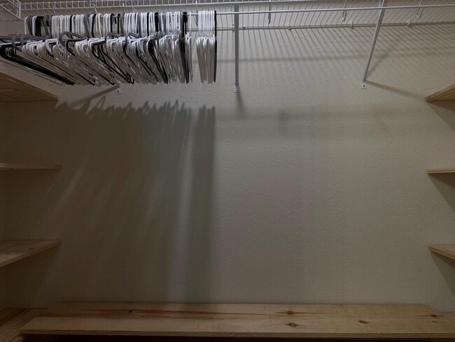 Building Photo - 709 Yearwood Ln