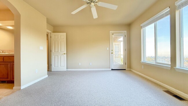 Building Photo - Spacious Four Bedroom Sequoyah Home