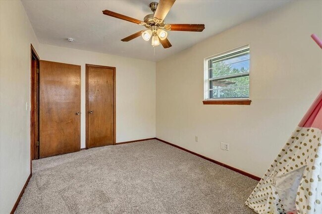 Building Photo - 4121 Monica Dr