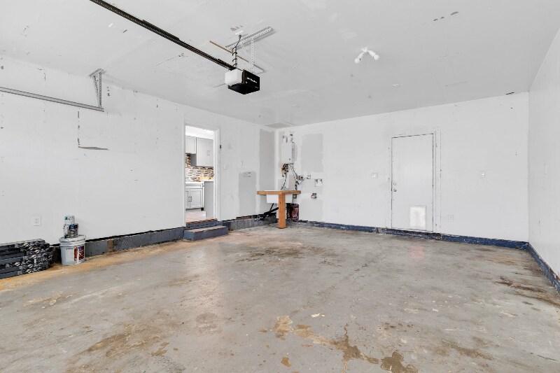 Building Photo - 17 Audrey Ln