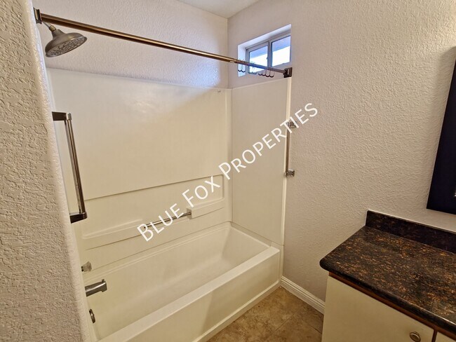 Building Photo - 8854 E Citrus Tree Dr