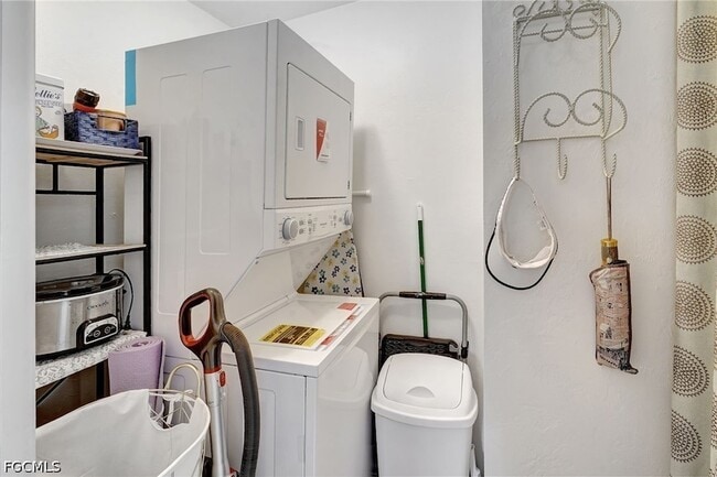 Building Photo - 13288 White Marsh Ln