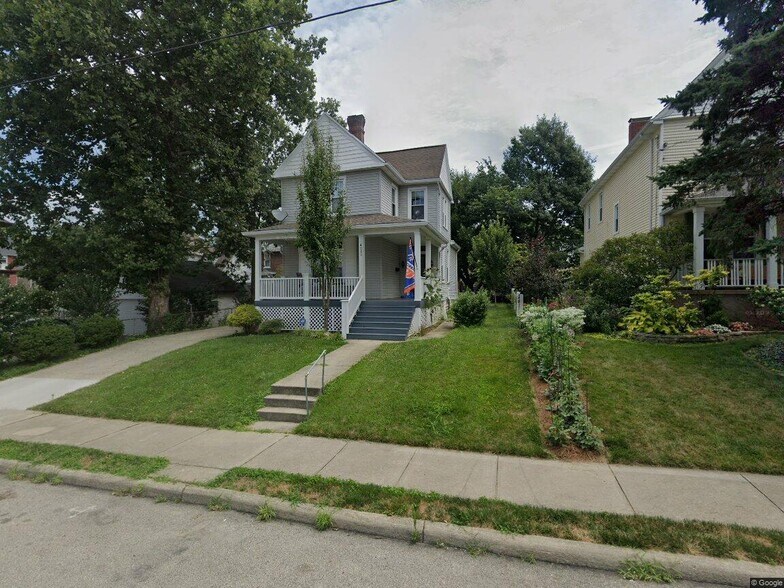 Building Photo - 4020 Elsmere Ave