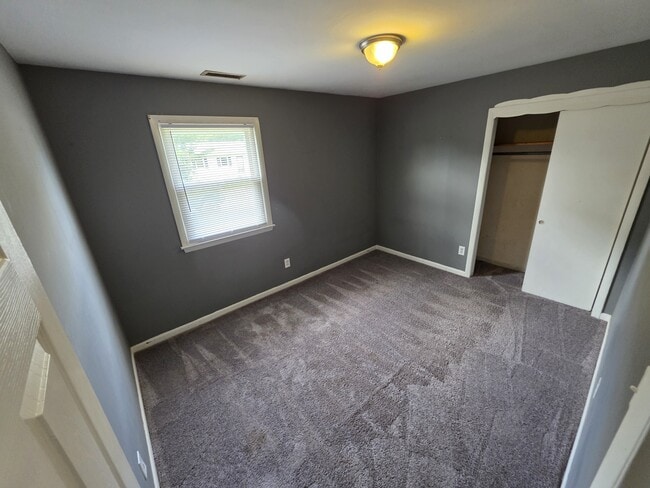 Building Photo - 2302 Norfolk St