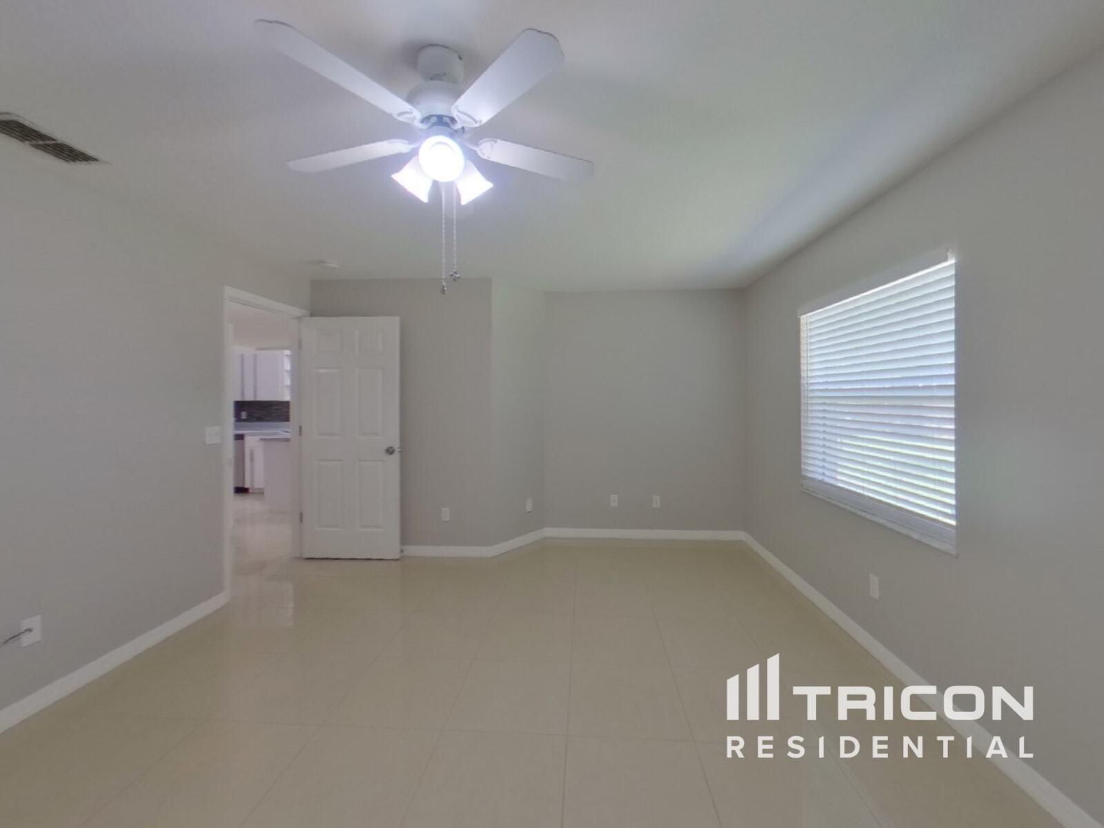 Building Photo - 2504 Orange Tree Dr